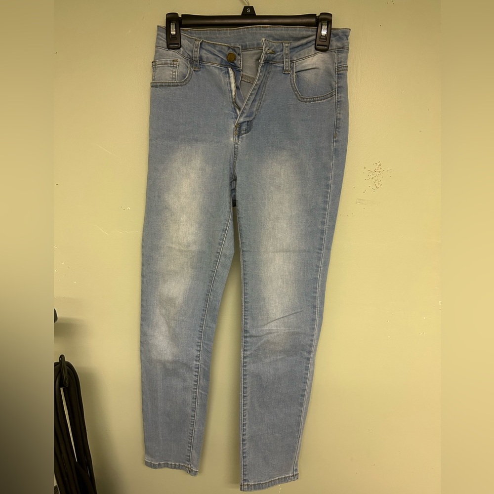 Comfy Faded Skinny Jeans